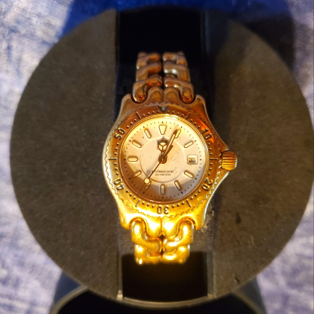 Tag Heuer Women's Vintage Gold Toned Stainless Steel Quartz Wristwatch